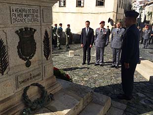 Mortos em combate homenageados