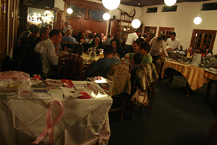 Jantar angaria fundos para a luta contra o cancro