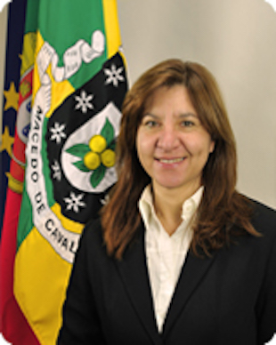 Vereadora da Cultura na Câmara de Macedo bate com a porta