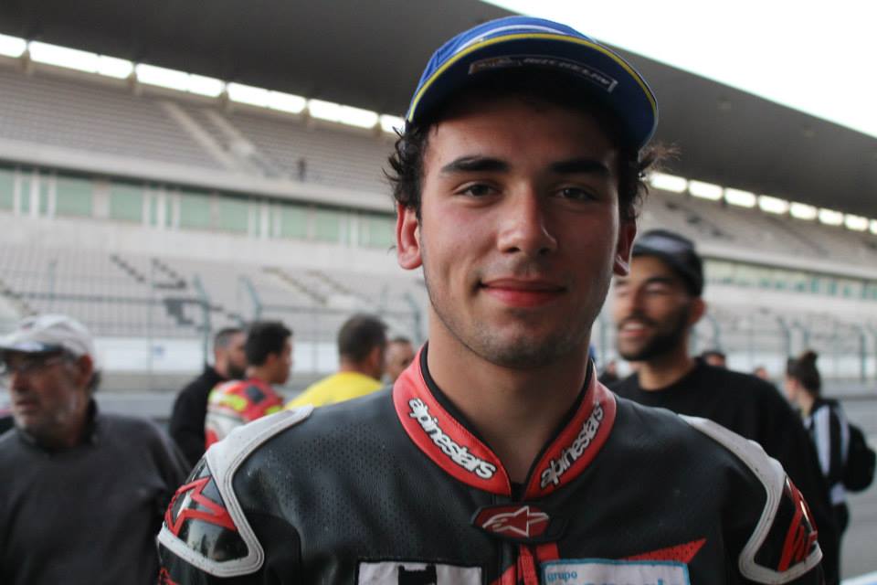 Avaria mecânica travou Alex Costa