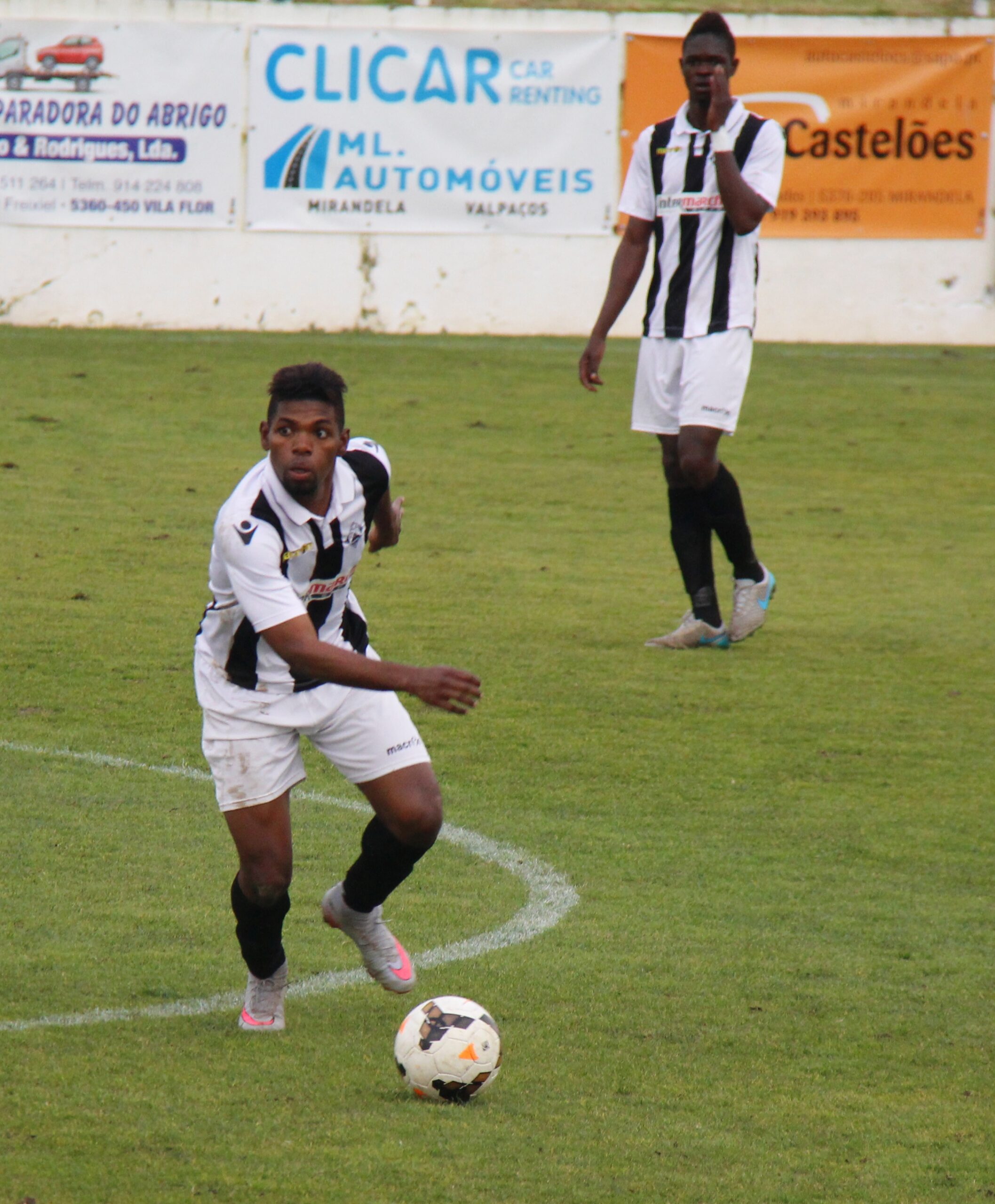 Dérbi termina empatado e dita despromoção do Argozelo