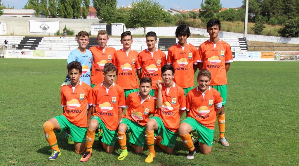 Cachão inicia época com um triunfo caseiro