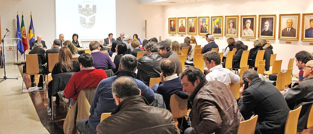 Assembleia Municipal de Bragança aprova orçamento de 38,5 milhões de euros para 2017