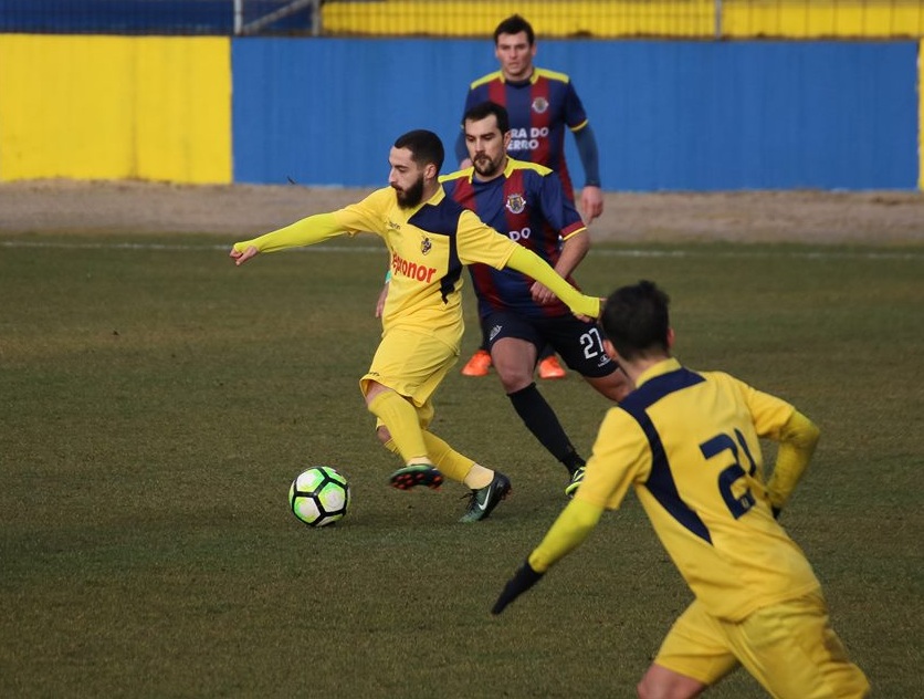 Bragança vence dérbi distrital