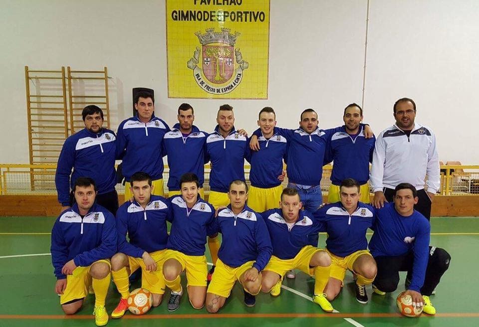 CASC Freixo regressa à liderança do distrital de futsal