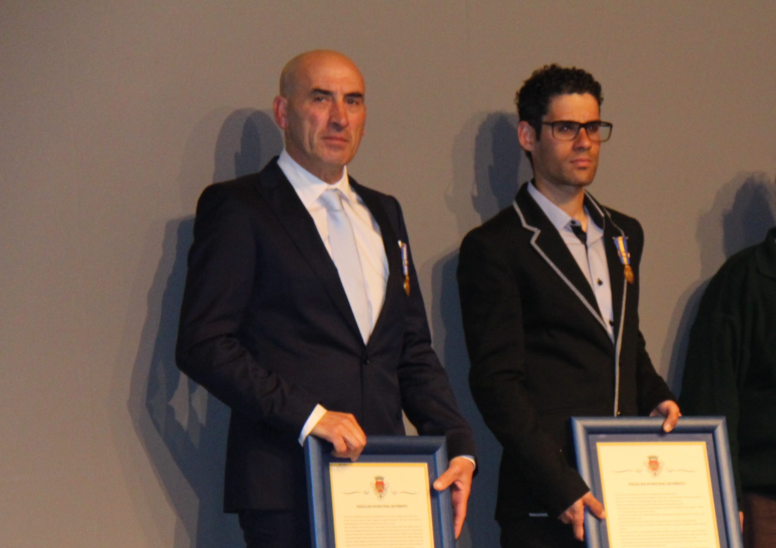 Pizzi e Vilela receberam Medalha de Mérito Municipal