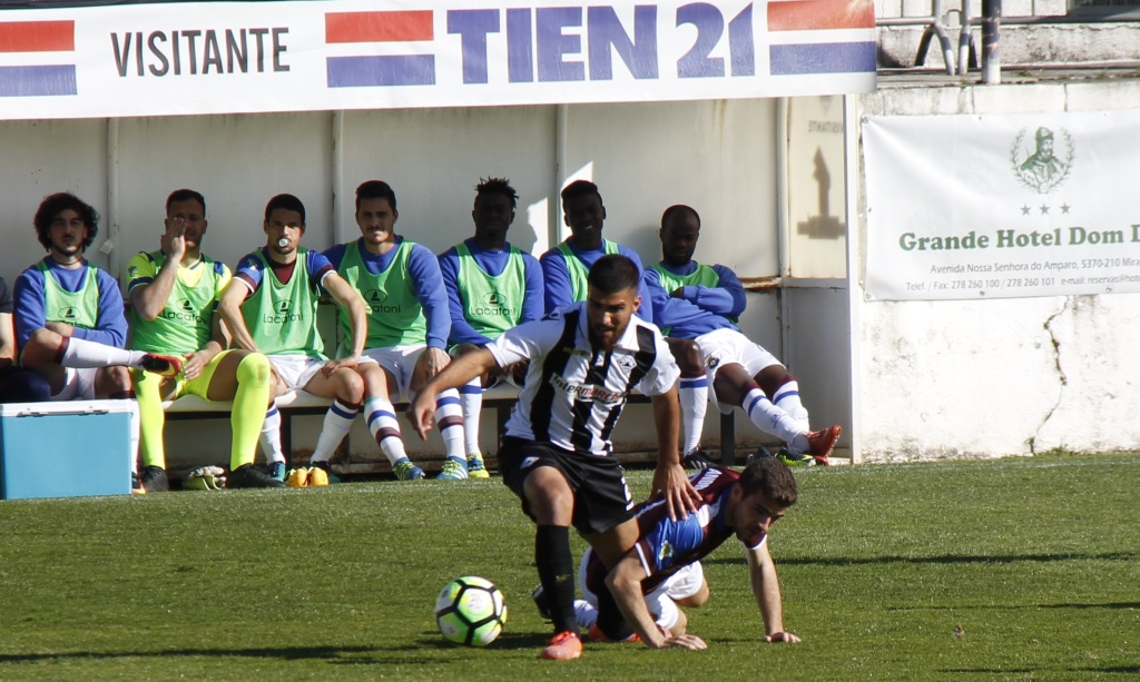 Alvinegros mereciam mais