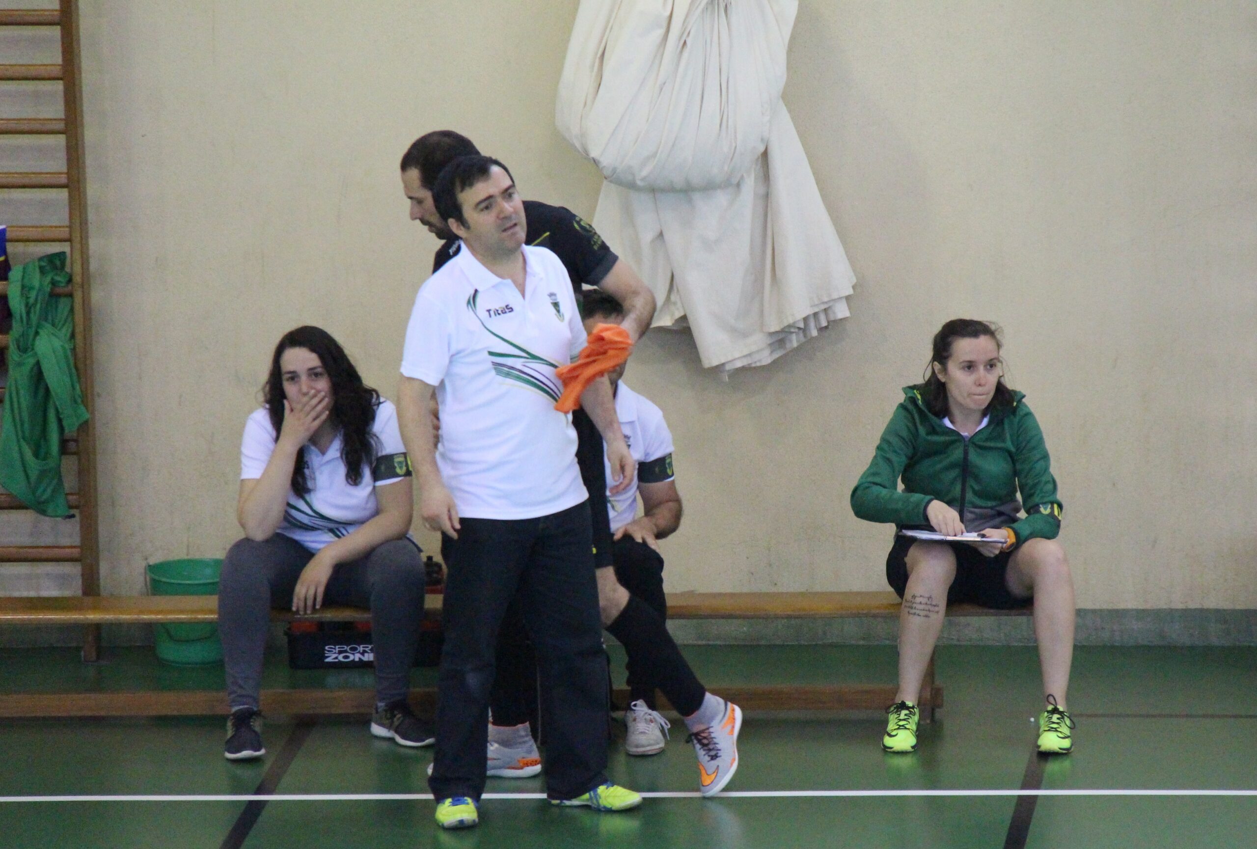 Macedense despromovido ao distrital