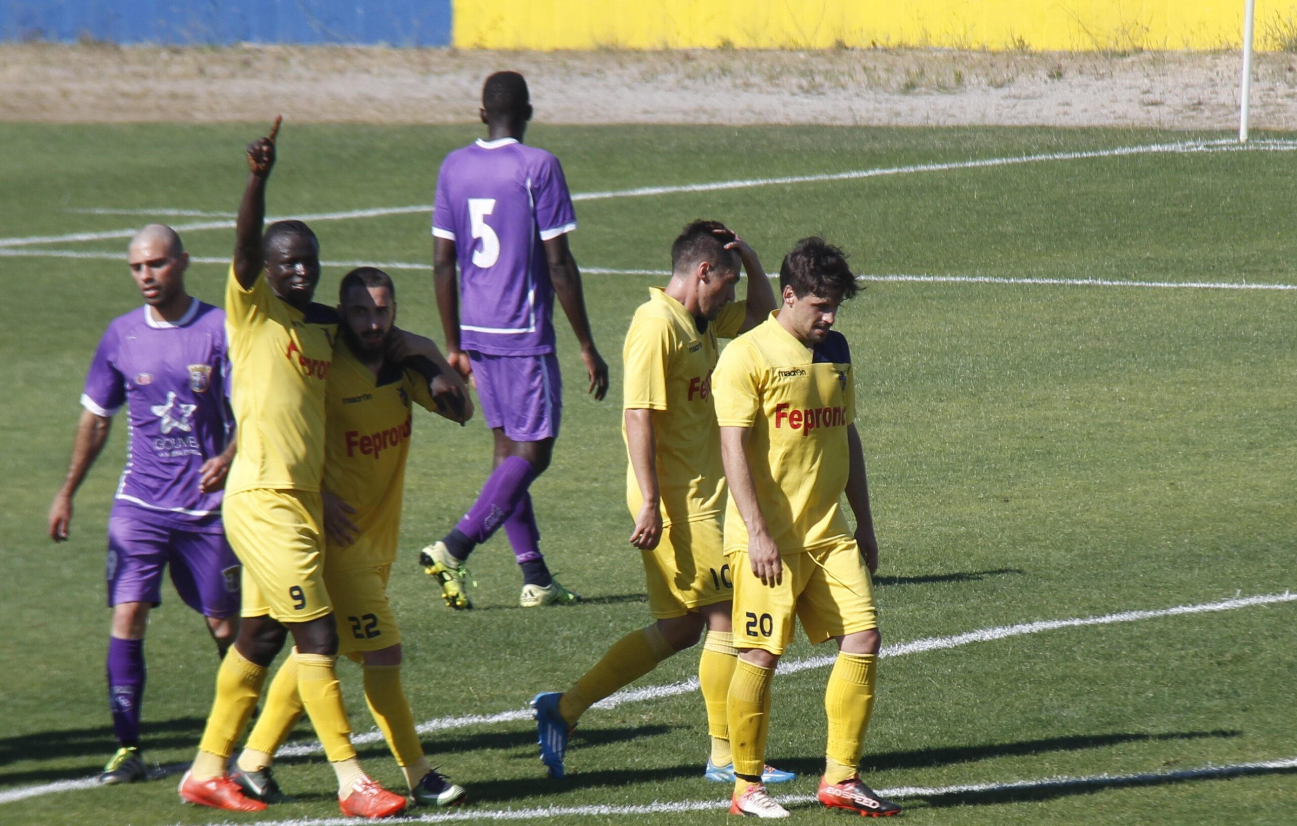 Bragança goleia Gouveia e está mais perto de garantir a manutenção