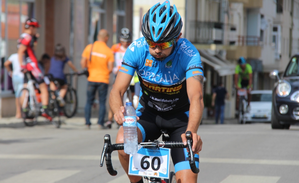 César Martins vence Circuito de São Pedro