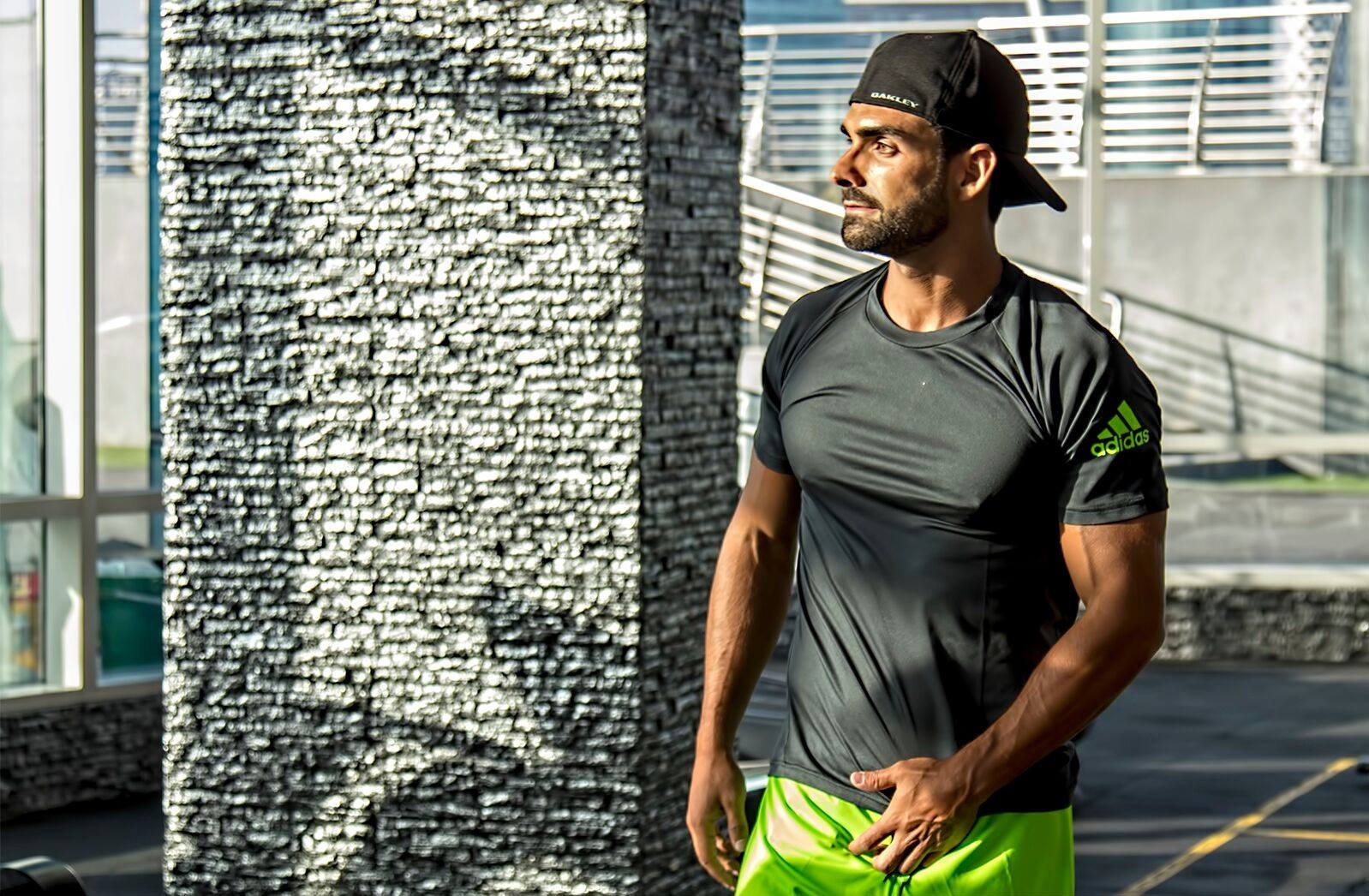 Brigantino é capa da Men´s Health no Médio Oriente