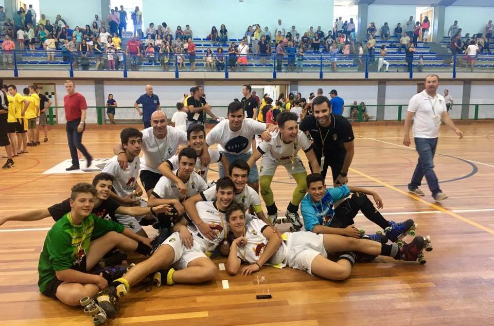 CAB vence torneio de hóquei em patins em benjamins e sub-15