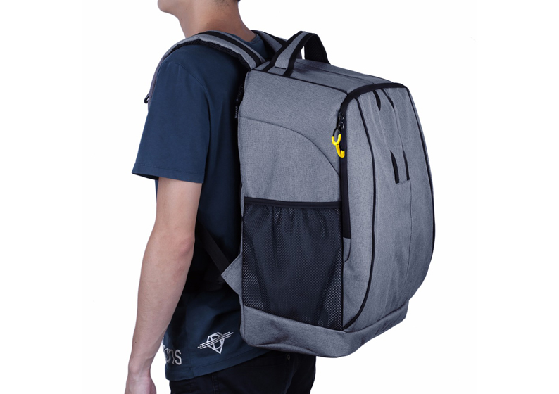 A mochila deve ser adaptada ao corpo de cada estudante