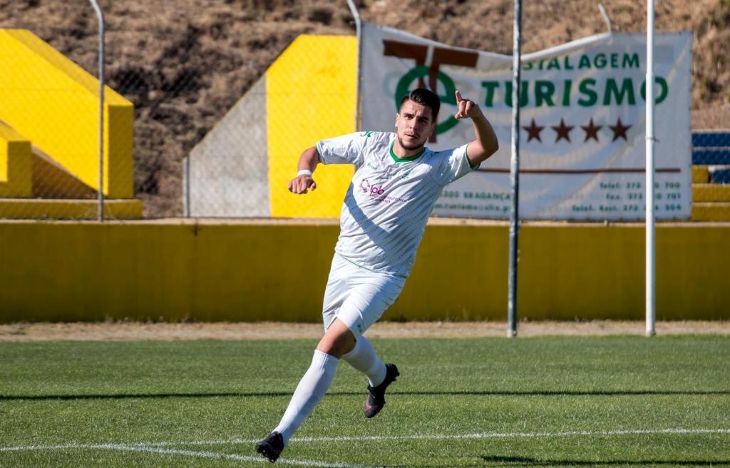 Miguel Diz perto de assinar pelo GDB