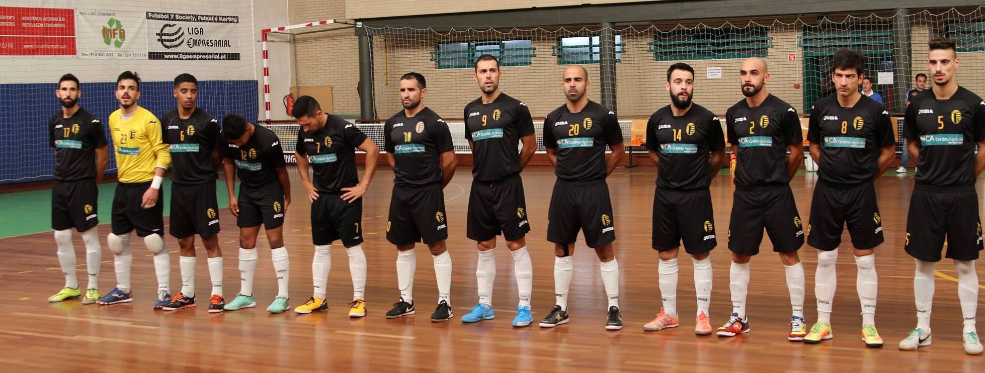 Mogadouro vence e convence