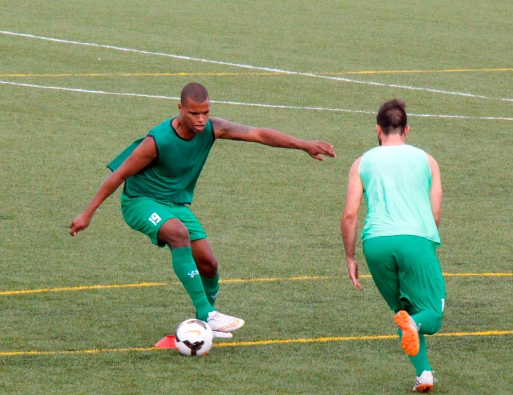 G.D. Mirandês com reforços de peso