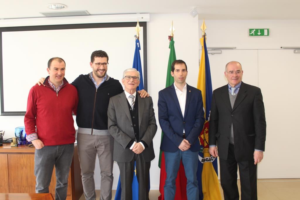 “É um orgulho estar na apresentação de um torneio que acabou por lançar a minha carreira”