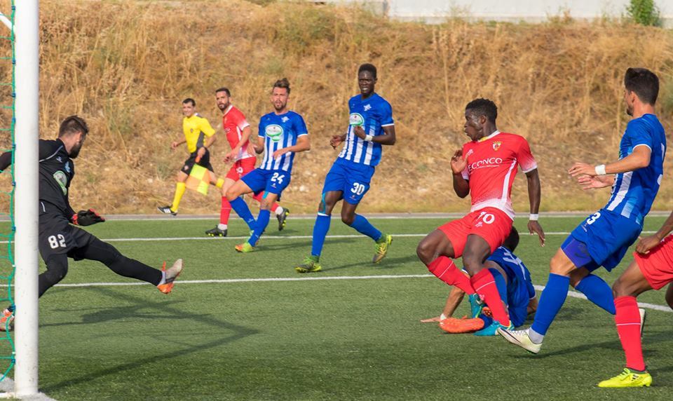 As figuras do jogo: Amadi e Pedro Freitas
