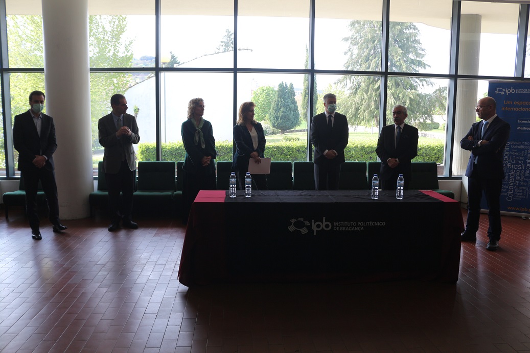 Testes à Covid-19 vão poder realizar-se nos laboratórios do IPB