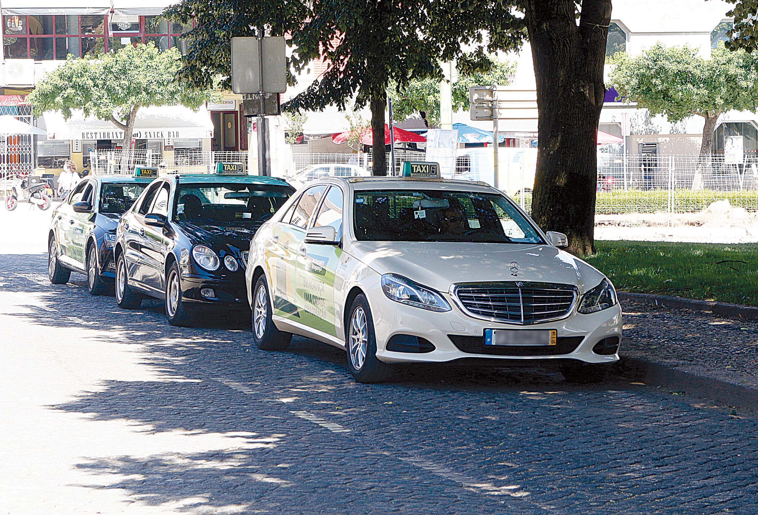 Autarcas da CIM alertam para falta de viaturas para fazer transporte escolar
