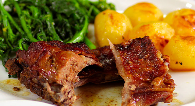 Venda de cabrito e cordeiro traz Páscoa de angústia para uns e de alívio para outros