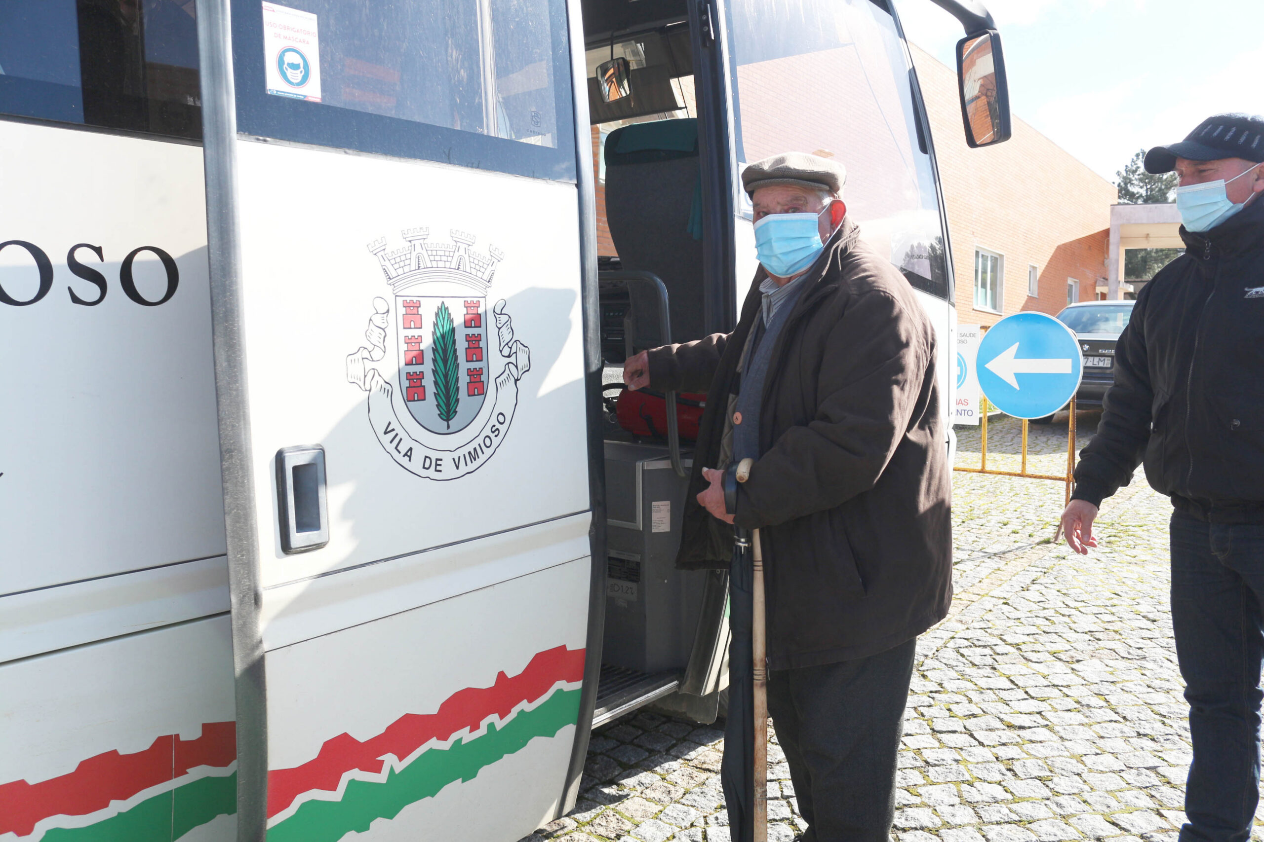 Vacinação de idosos exigiu grande logística em Vimioso