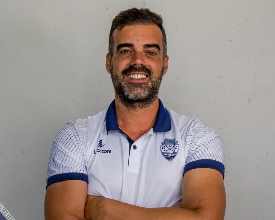 Treinador brigantino na equipa técnica do Vilafranquense