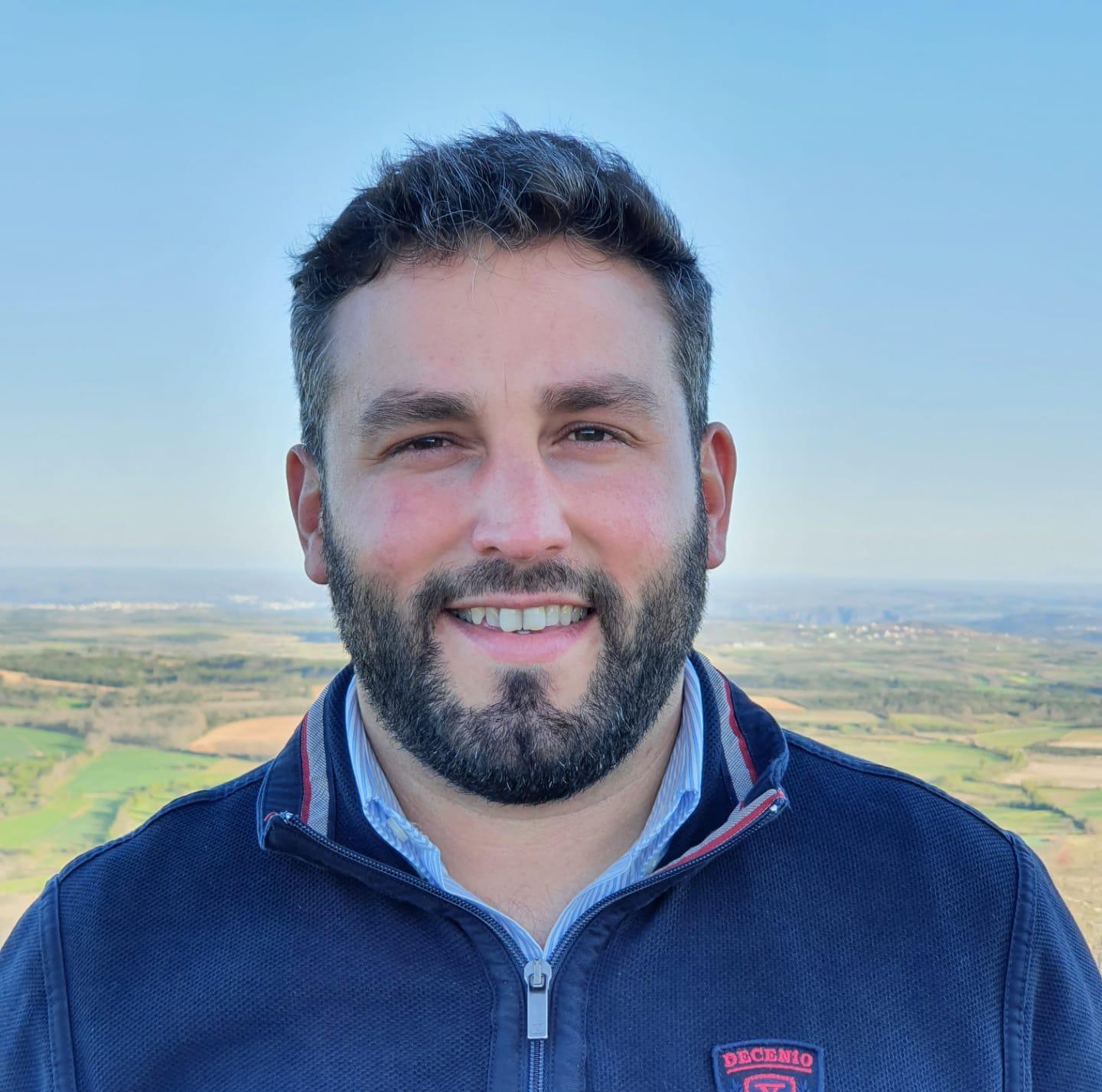 Presidente de junta de freguesia aos 19 anos mas a sentir-se “mais capaz do que ninguém”