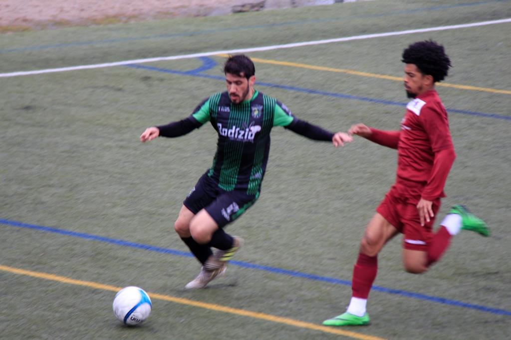 João Loureiro renova por mais uma época