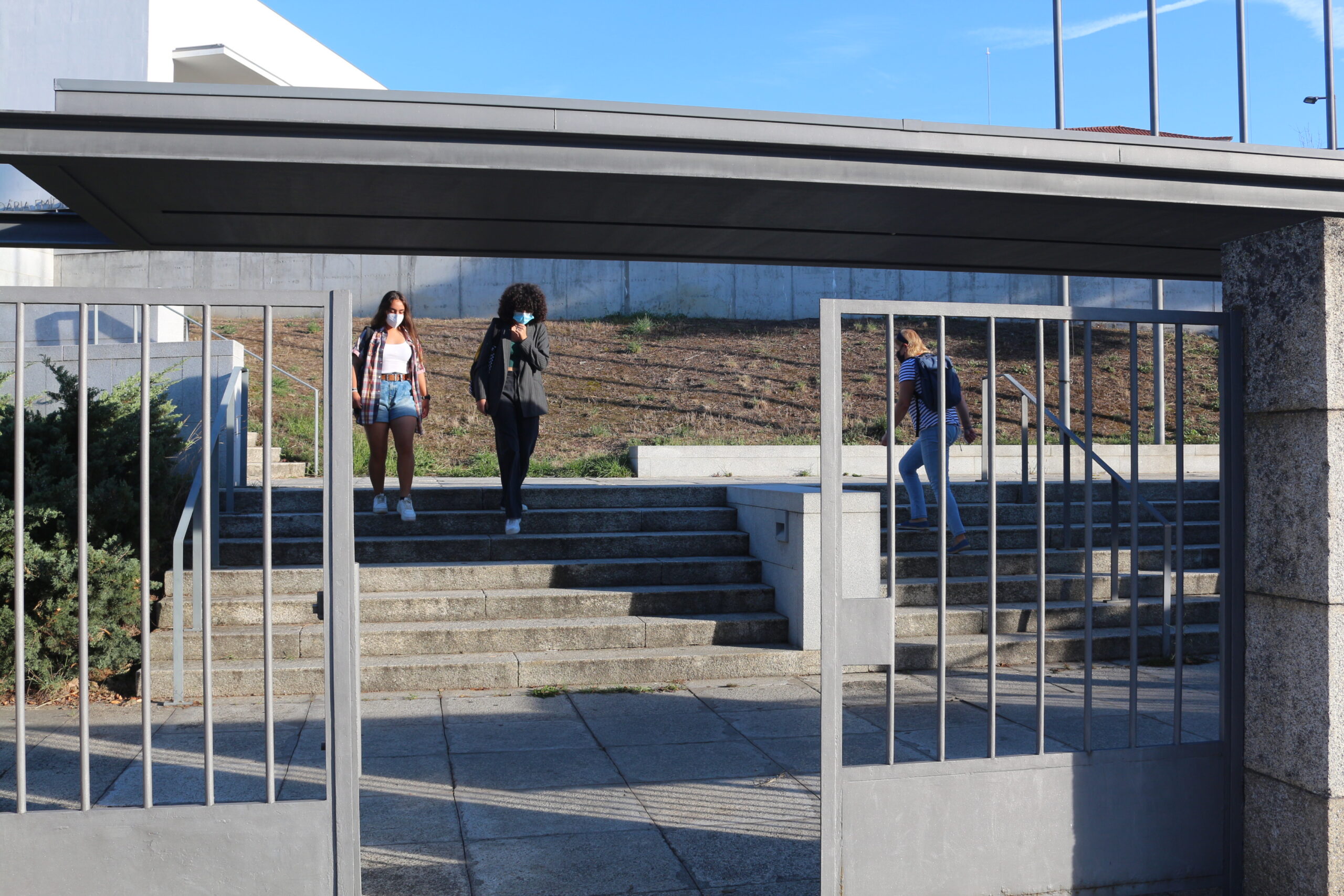 Arranque das aulas com as escolas do distrito a tentar identificar que conteúdos é preciso recuperar