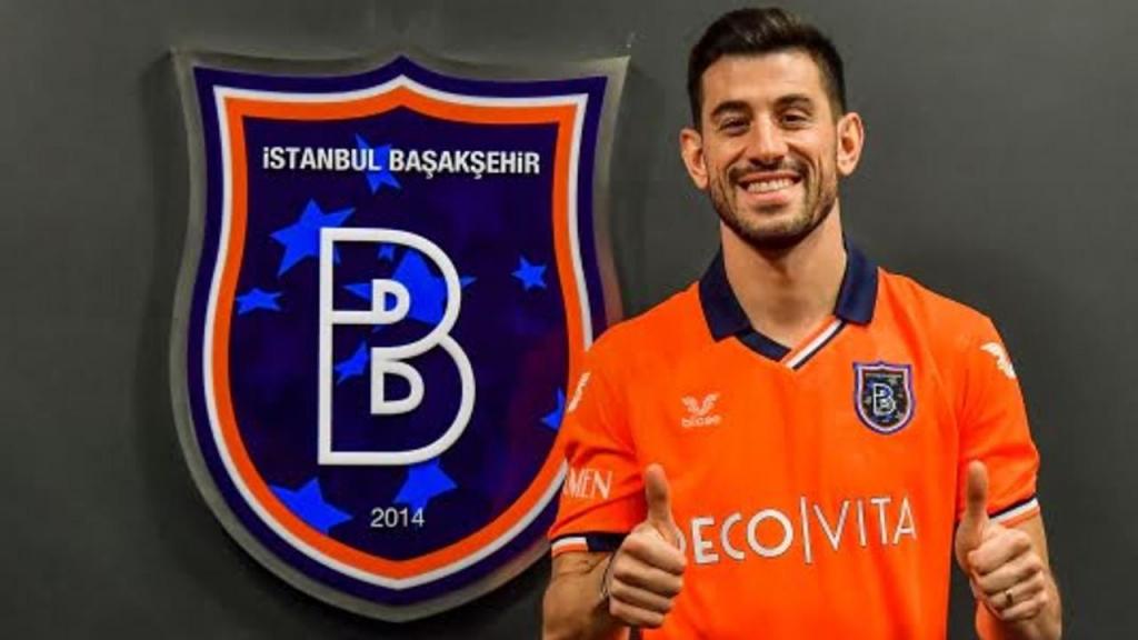 Pizzi oficializado no Basaksehir