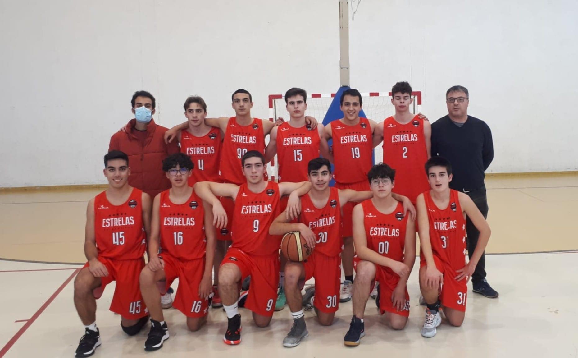 Estrelas Brigantinas perdem em Oliveira de Azeméis