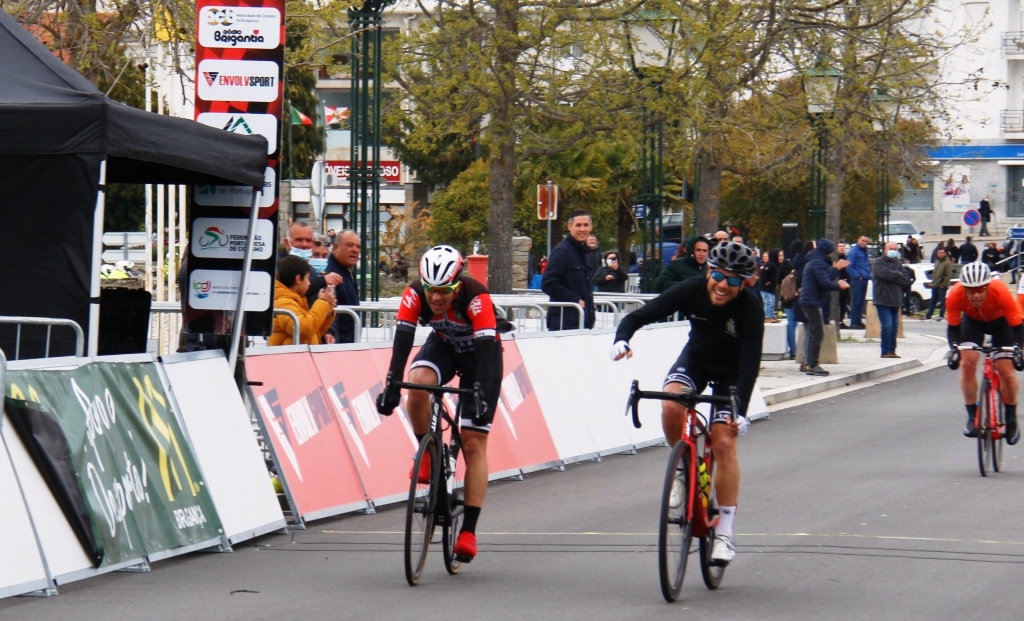 Hélder Azevedo vence em Miranda do Douro e Daniel Pinto veste de amarelo