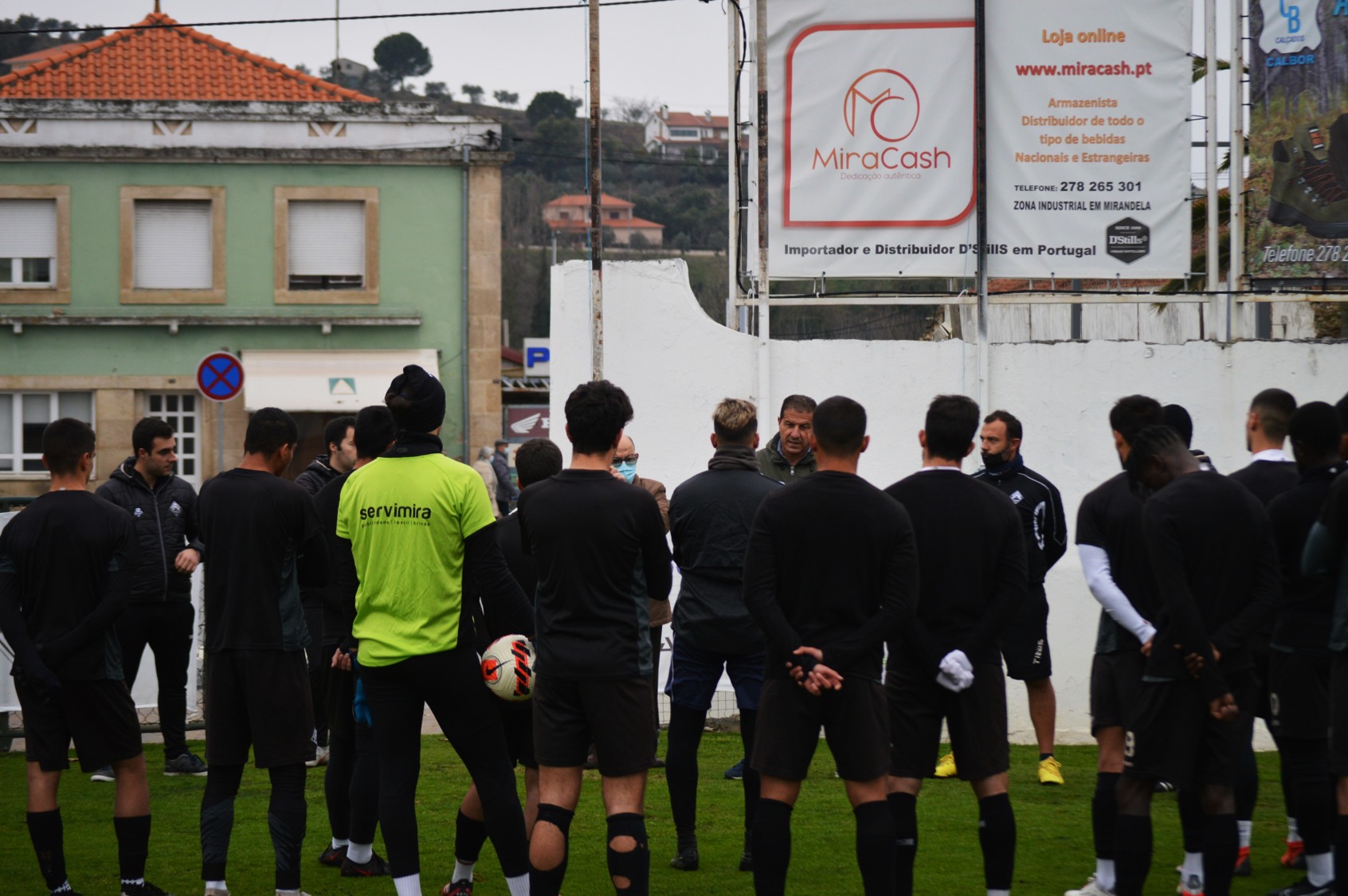 Carlos Correia assume total responsabilidade pela descida do Mirandela ao distrital