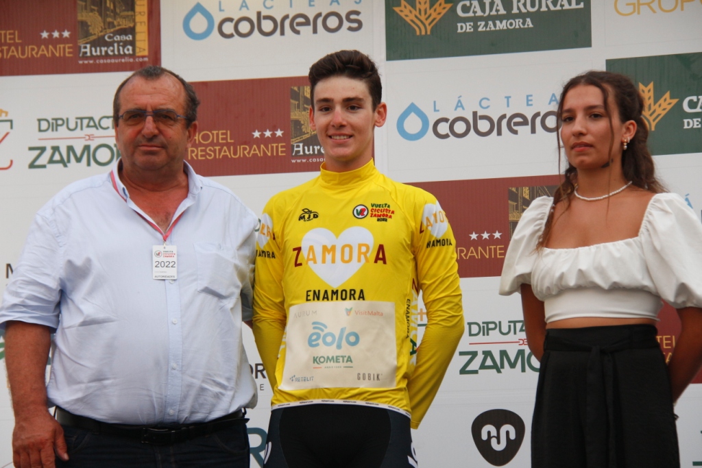 Javier Serrano vence contrarrelógio em Bragança e parte de amarelo para a primeira etapa da Vuelta Ciclista Zamora