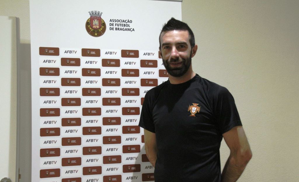 Árbitro de futsal da A.F. Bragança promovido à categoria C3