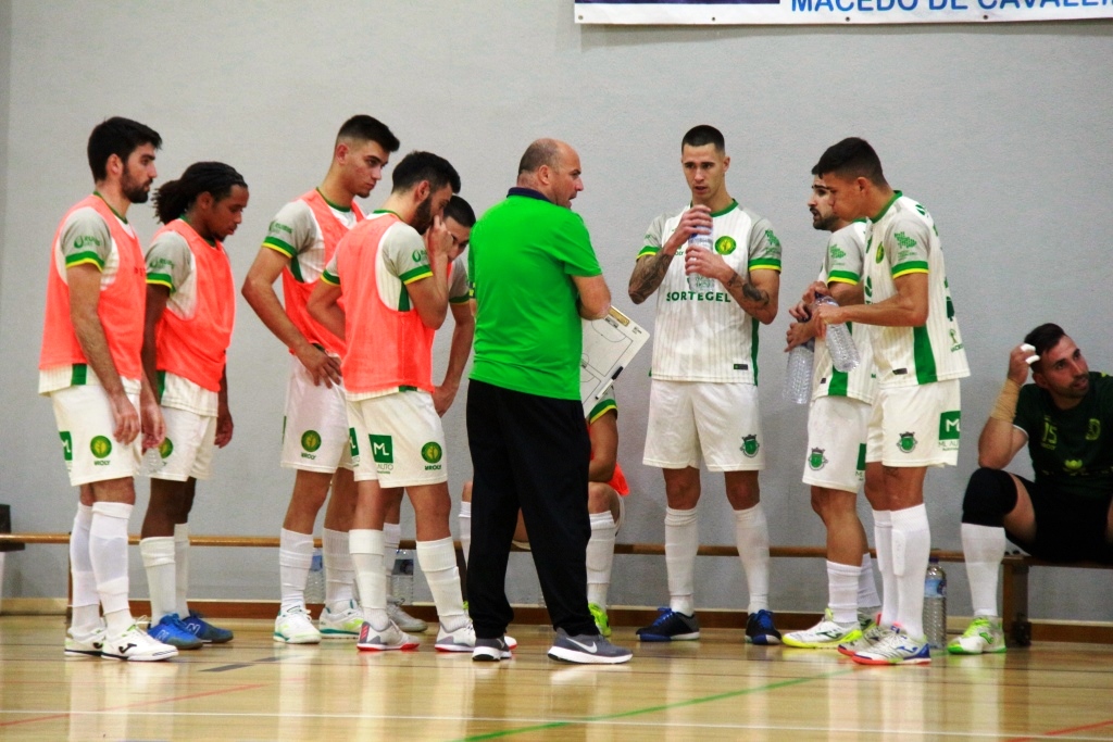 Macedense soma terceira derrota para o campeonato