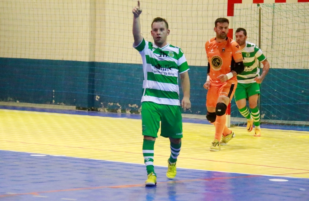 Triunfo com reviravolta no marcador