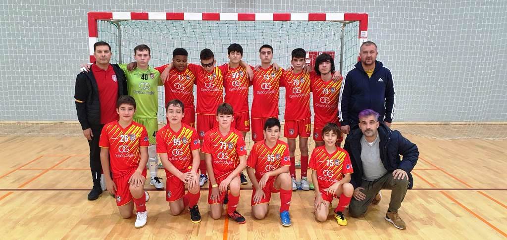 Iniciados da Escola Arnaldo Pereira são campeões distritais a duas jornadas do final do campeonato