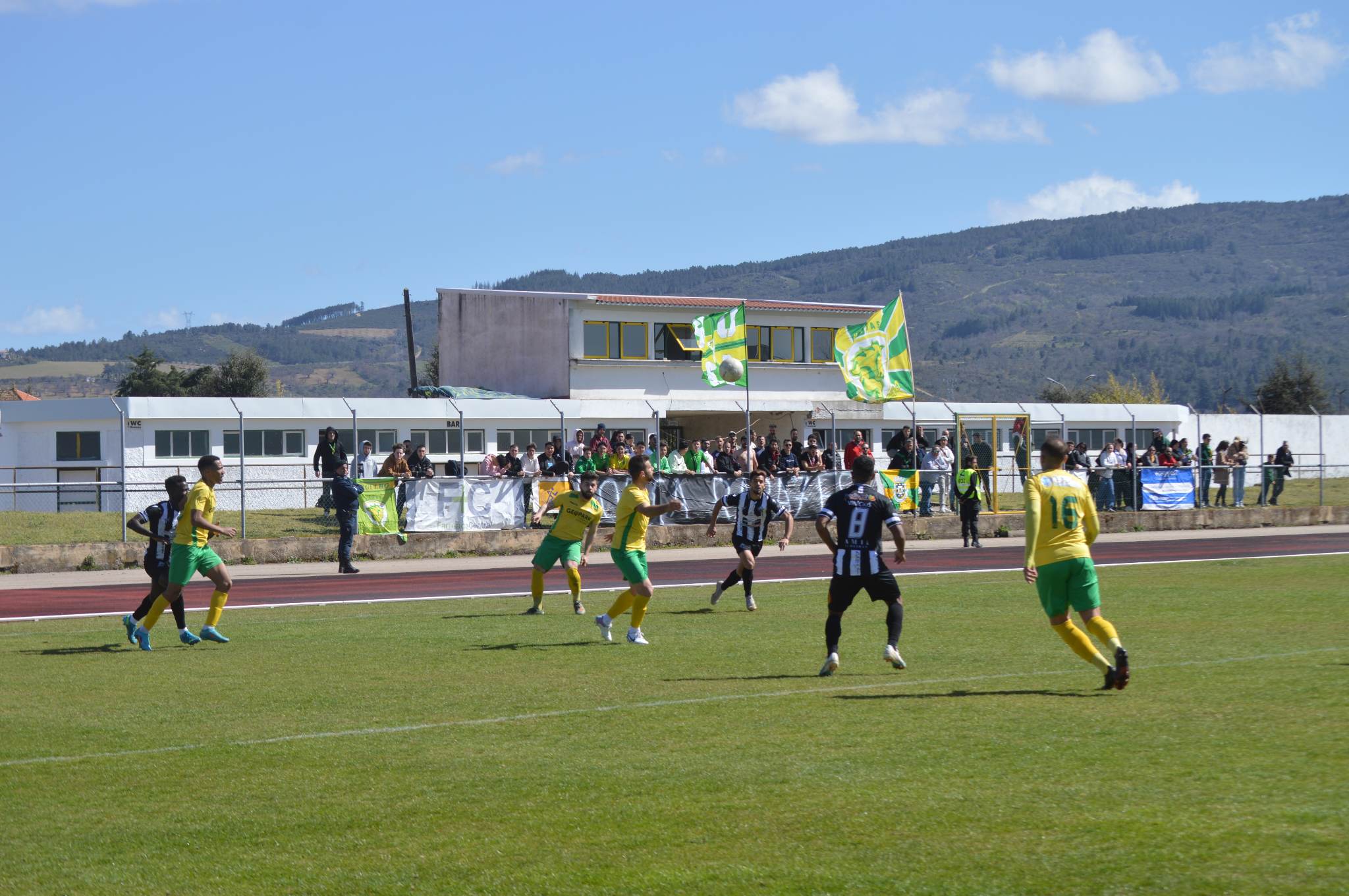 Moubarak resolve e confirma passagem do Mirandela à final da Taça Distrital