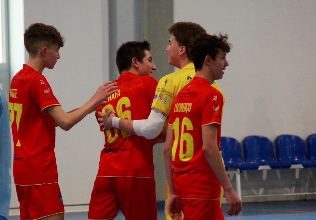 Escola Arnaldo Pereira com dupla derrota na deslocação a Fafe