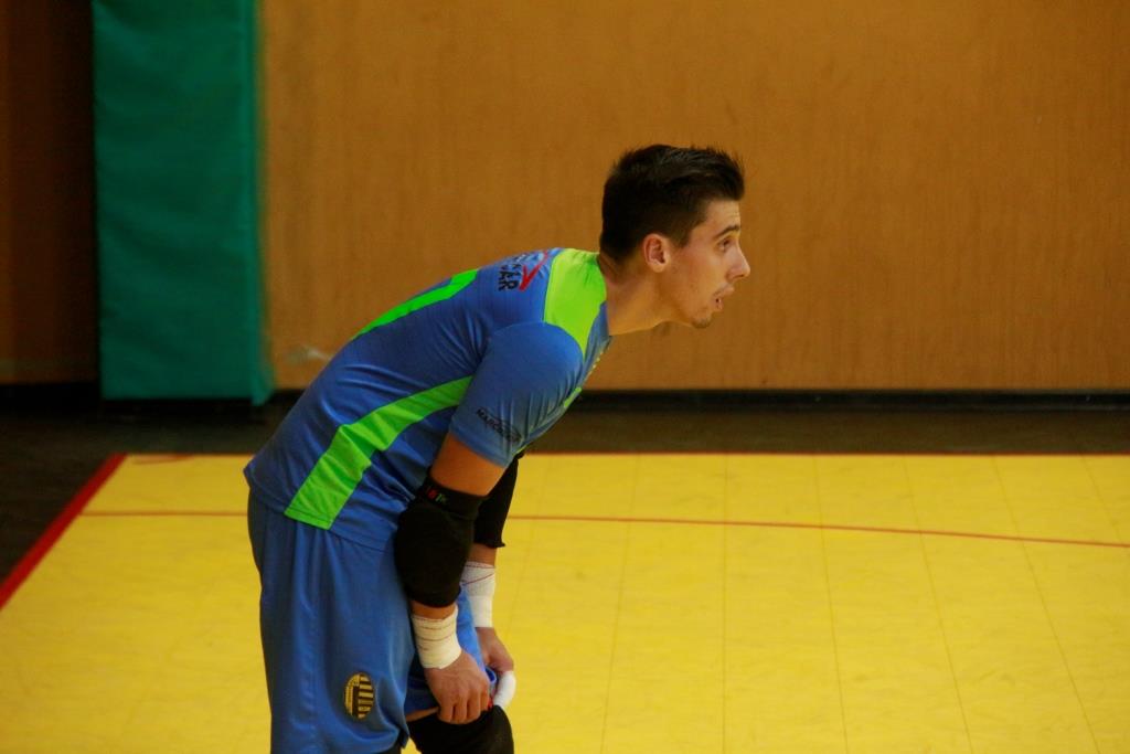 Filipe Neto renova com o Mogadouro