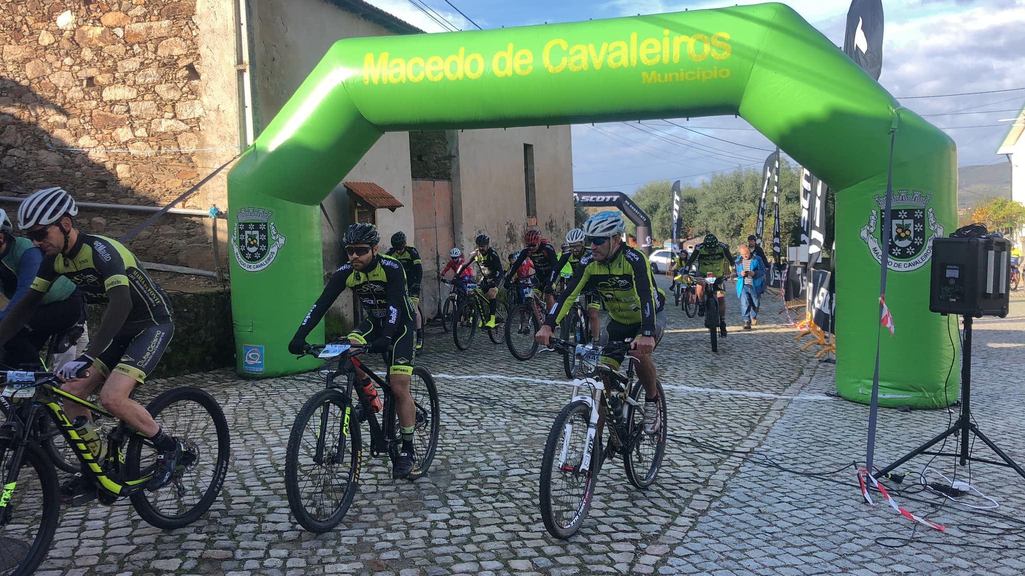 Ovídio Linhas triunfa na XX Prova de BTT Vimont e é campeão regional em Master 40