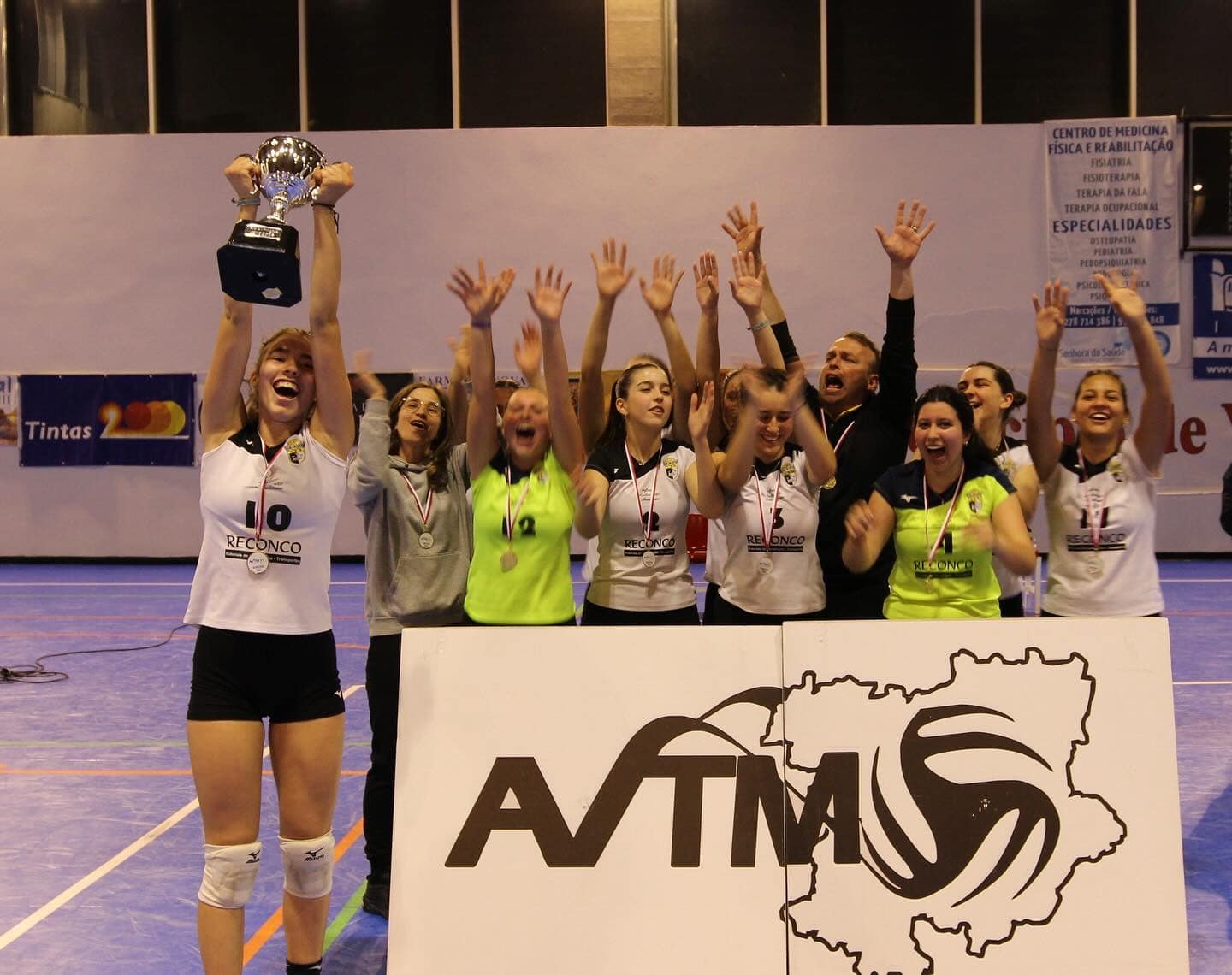 Clube Académico de Bragança conquista Taça Transmontana de Voleibol