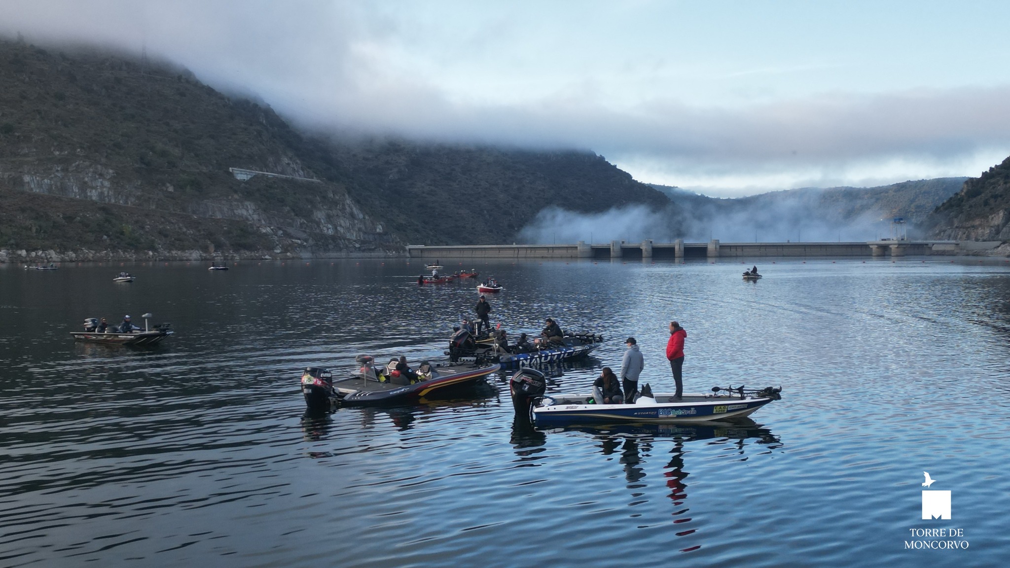 Campeonato de pesca ao achigã embarcado decorre de sexta-feira a domingo nos Lagos do Sabor