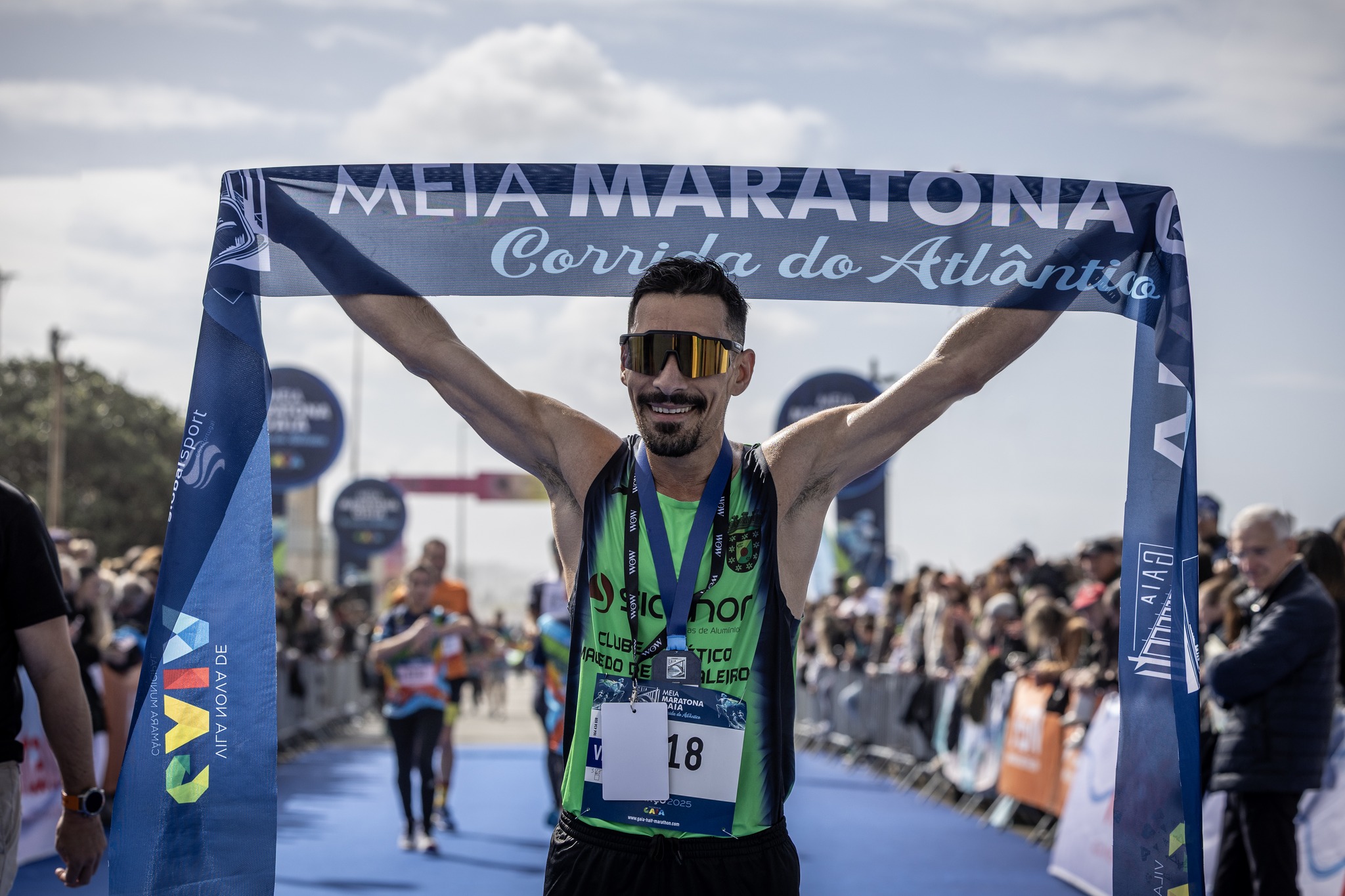 Corredor do Clube Atlético de Macedo de Cavaleiros vence Meia Maratona de Gaia